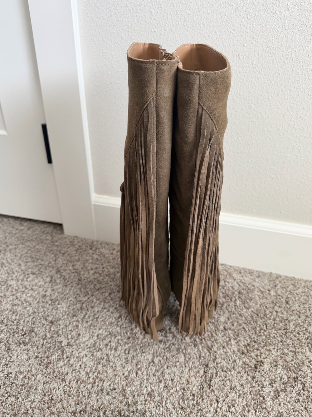 NEW Anthro Dolce Vita Giano Suede Fringe Boots Size 6.5 - Picture 9 of 12